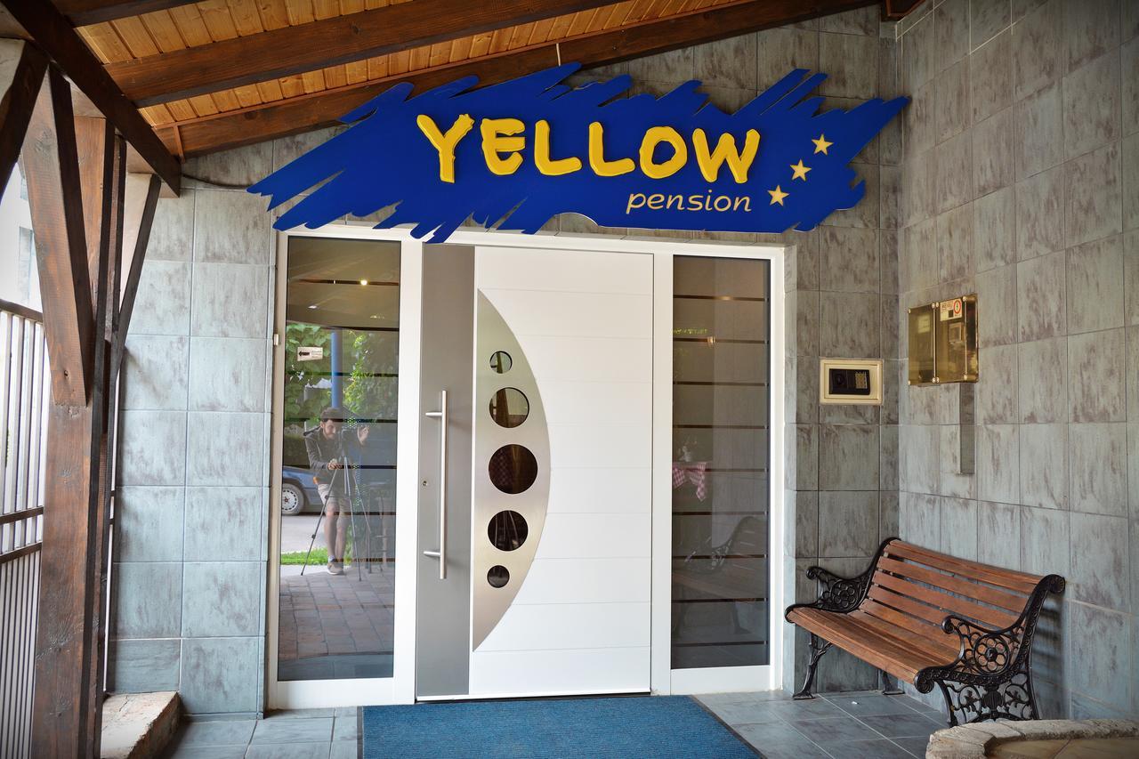 Pension Yellow Timisoara Exterior photo